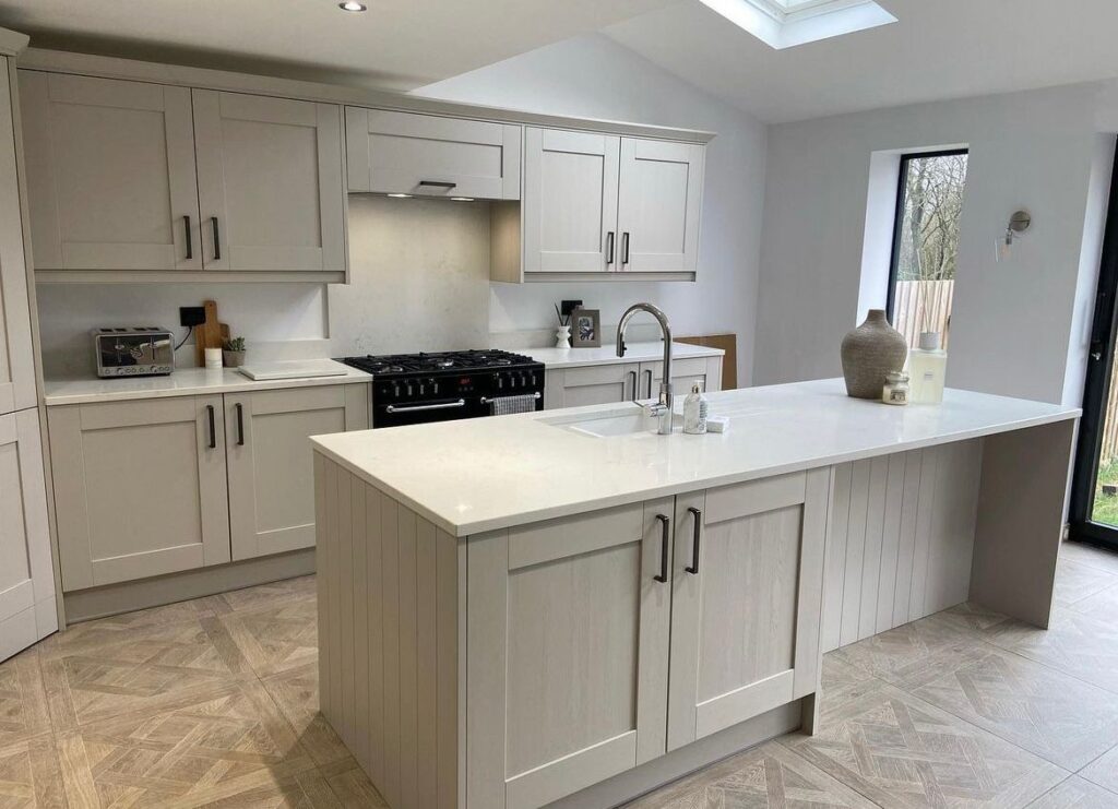 Granite Zone - Carrera - Abbie, Nathan & Denzel the Dog’s Kitchen