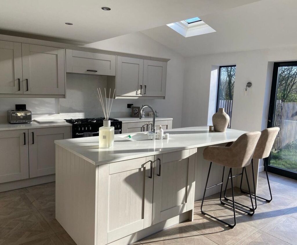 Granite Zone - Carrera - Abbie, Nathan & Denzel the Dog’s Kitchen